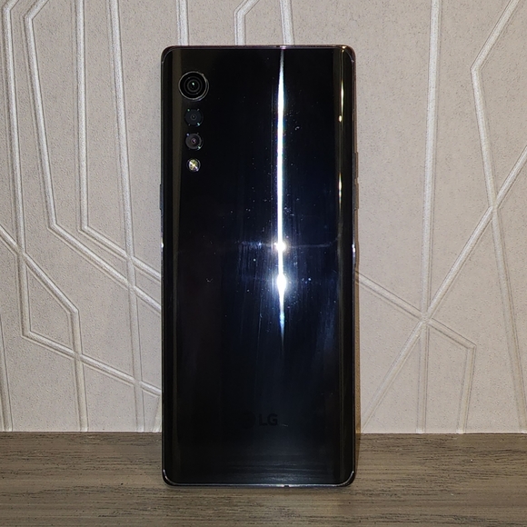 LG Velvet with case - Picture 9 of 12